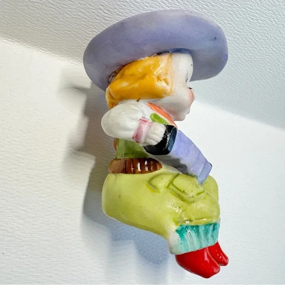 Vntg Singing Cowgirl Playing Accordion Hat Kitchy Shelf Sitter Figurine Japan - Picture 6 of 8